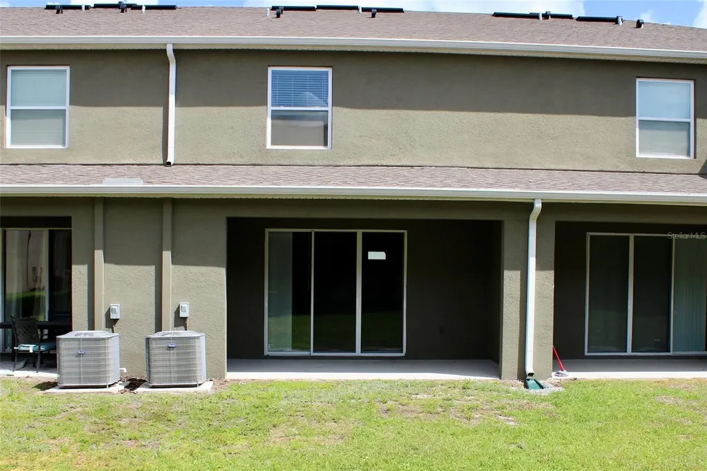 1256 Yellow Finch Drive Davenport FL 33837
