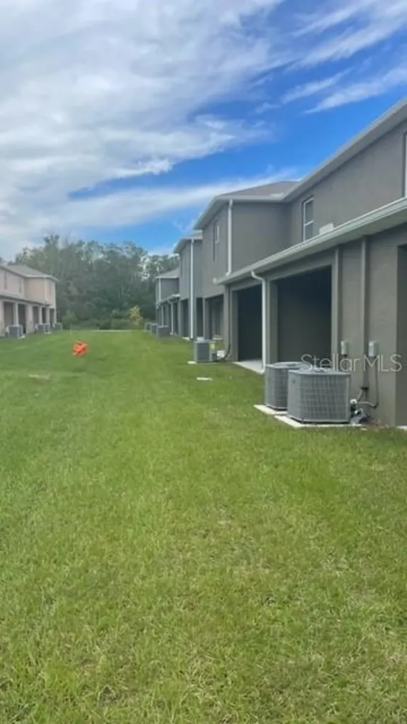 1256 Yellow Finch Drive Davenport FL 33837