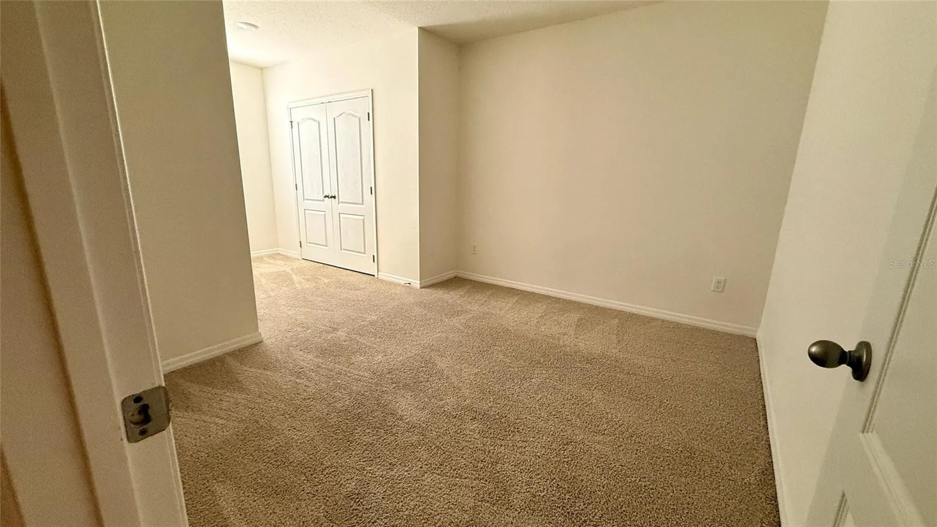 1256 Yellow Finch Drive Davenport FL 33837