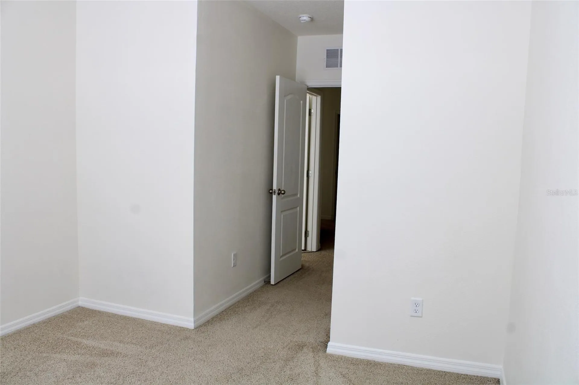 1256 Yellow Finch Drive Davenport FL 33837