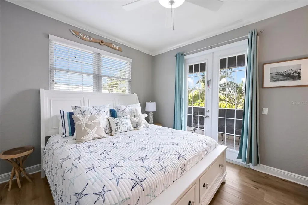 159 Crescent Drive Anna Maria FL 34216