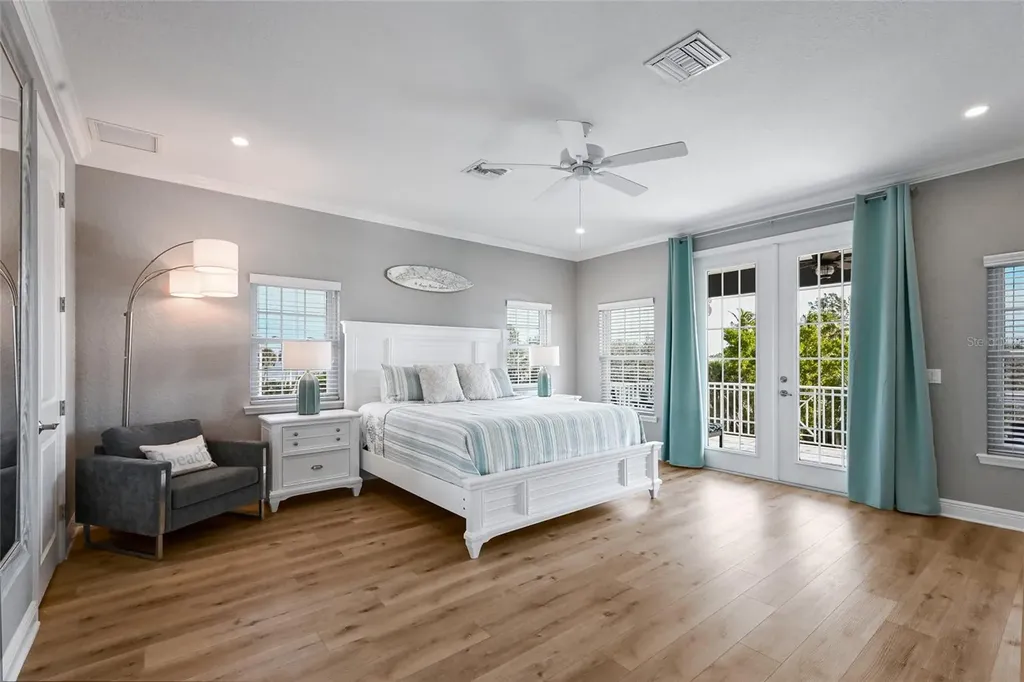 159 Crescent Drive Anna Maria FL 34216