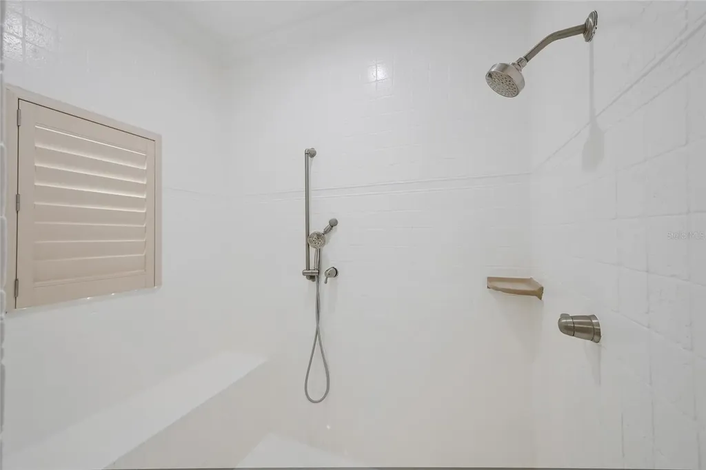 159 Crescent Drive Anna Maria FL 34216