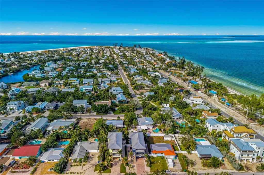 159 Crescent Drive Anna Maria FL 34216