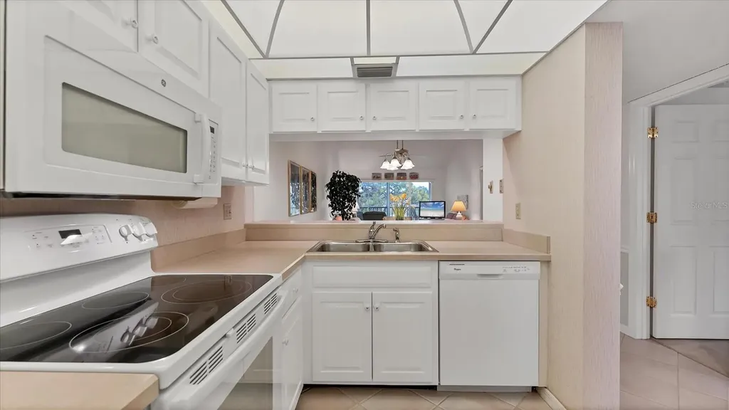 450 Cerromar Road Venice FL 34293