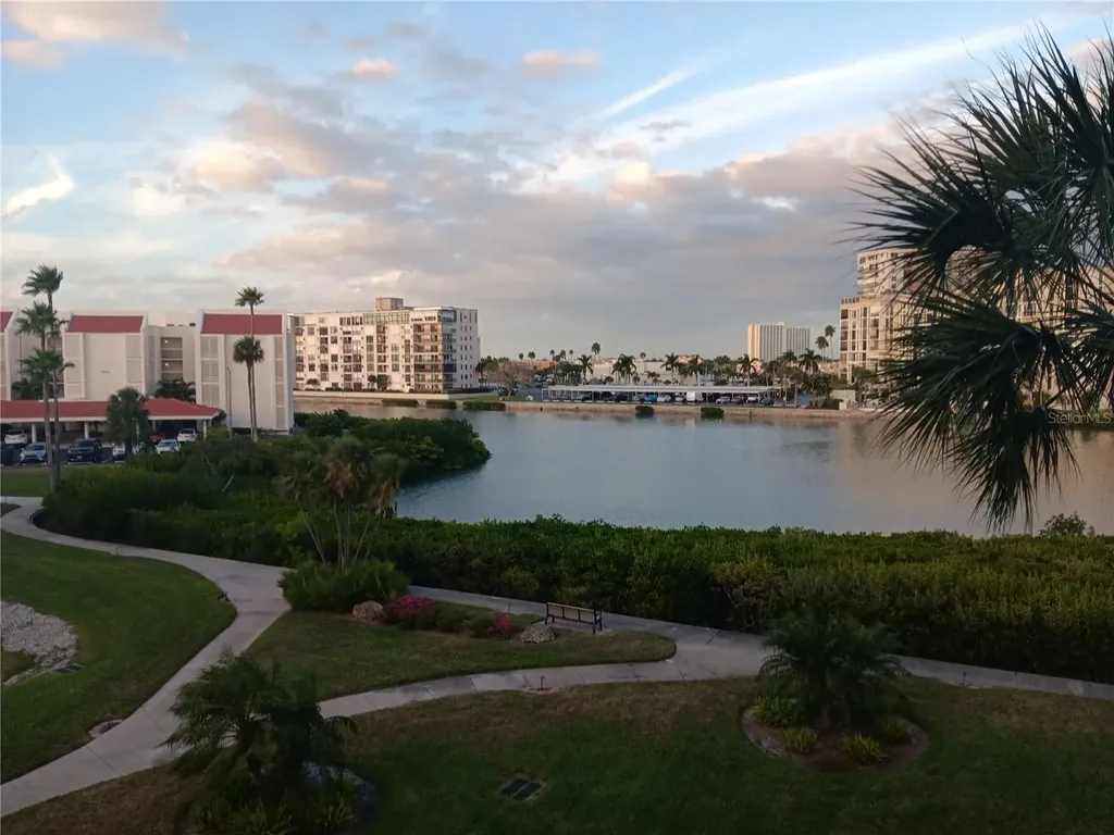 7871 Sailboat Key Boulevard S South Pasadena FL 33707