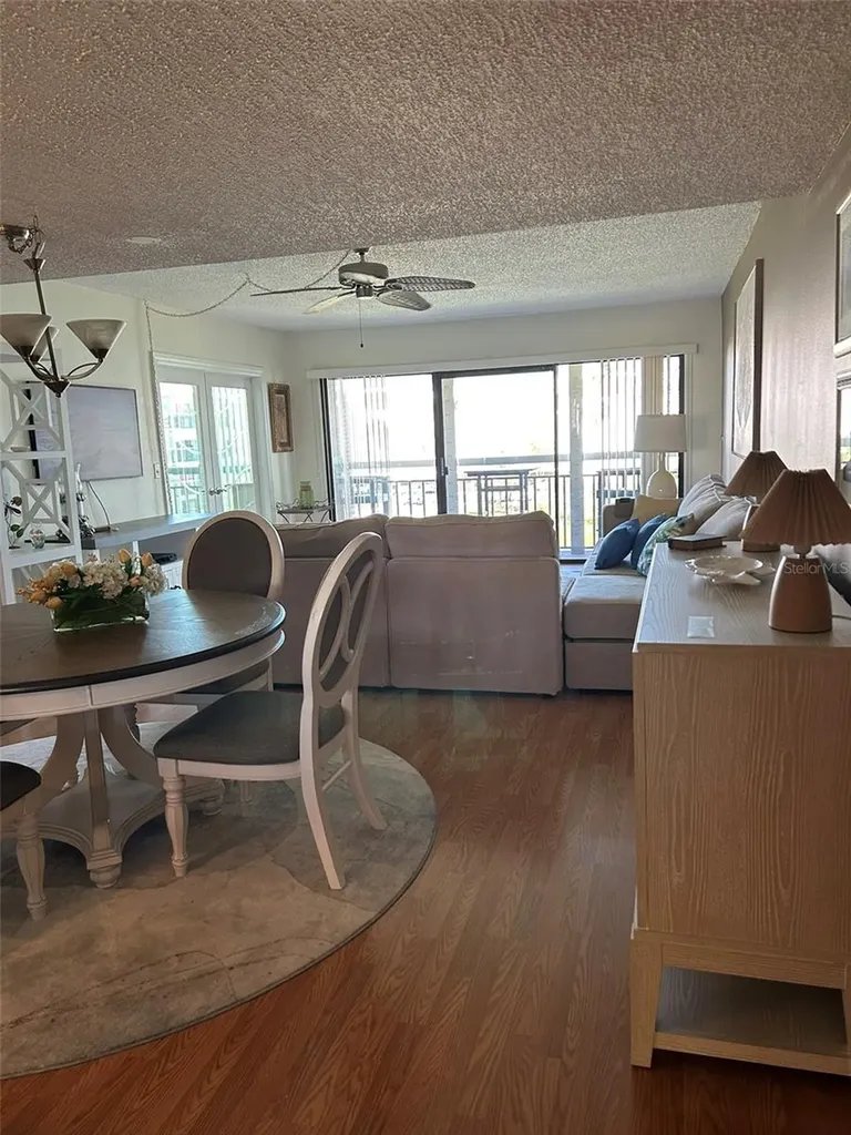 7871 Sailboat Key Boulevard S South Pasadena FL 33707