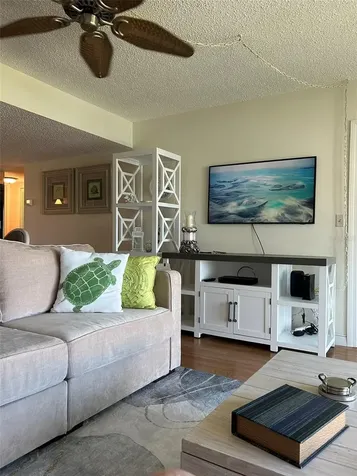 7871 Sailboat Key Boulevard S South Pasadena FL 33707