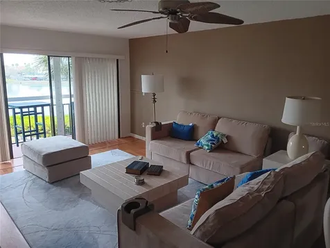 7871 Sailboat Key Boulevard S South Pasadena FL 33707
