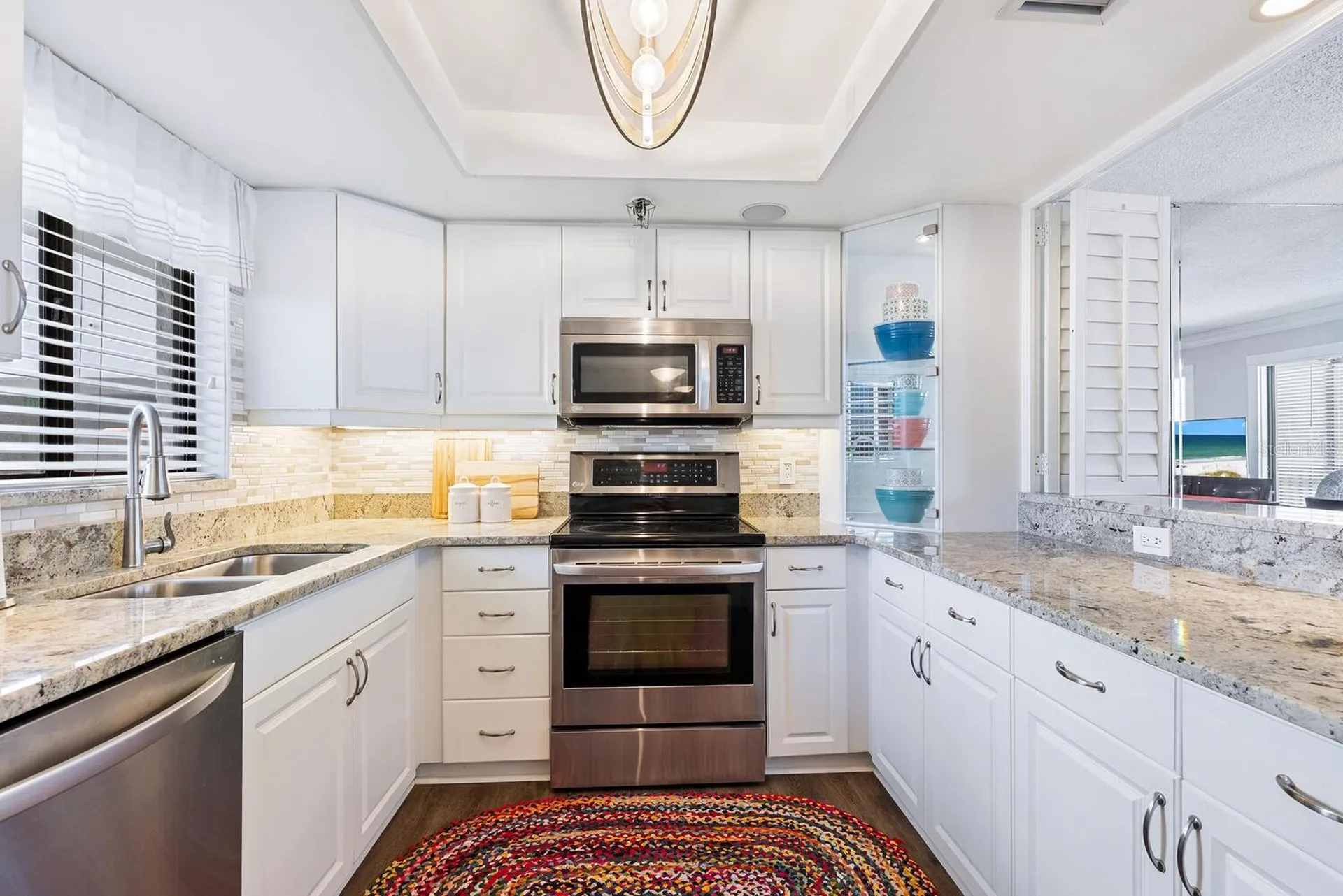 1104 Benjamin Franklin Drive Sarasota FL 34236