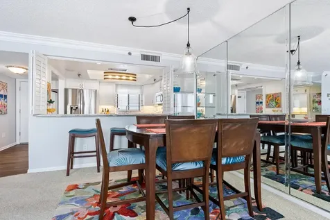 1104 Benjamin Franklin Drive Sarasota FL 34236