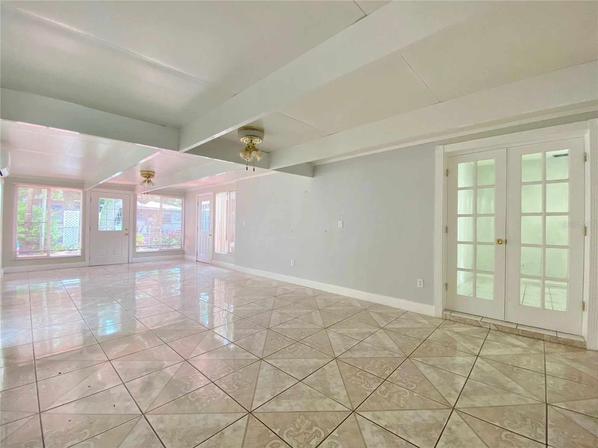 3112 W Tampa Bay Boulevard Tampa FL 33607