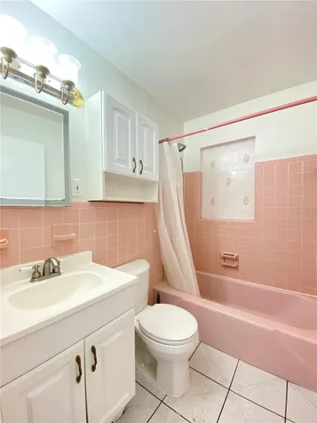 3112 W Tampa Bay Boulevard Tampa FL 33607