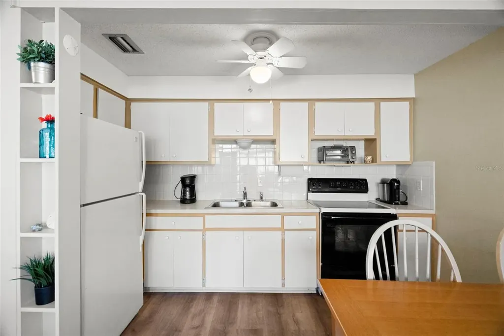 4353 Tahitian Gardens Circle Holiday FL 34691