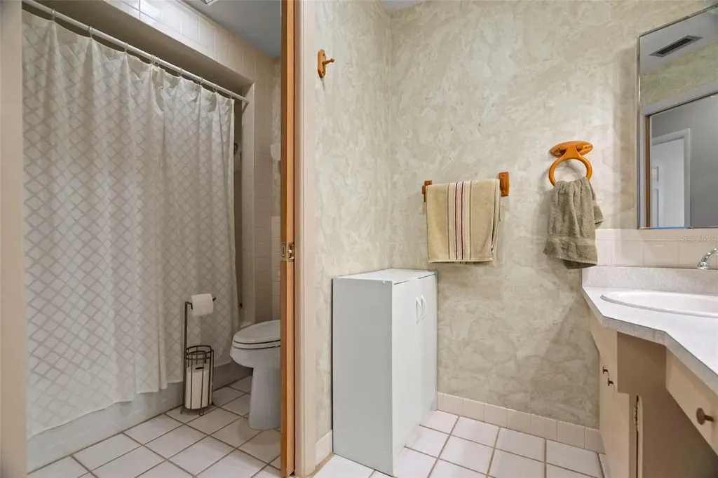 4353 Tahitian Gardens Circle Holiday FL 34691