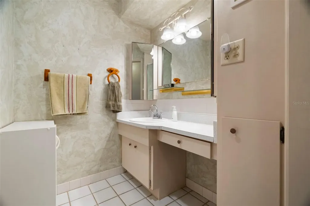 4353 Tahitian Gardens Circle Holiday FL 34691