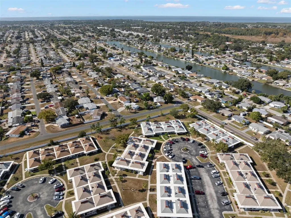 4353 Tahitian Gardens Circle Holiday FL 34691