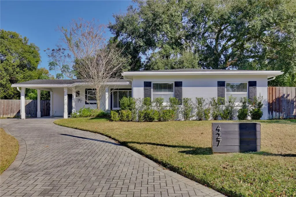 427 Sunglow Court Orlando FL 32803