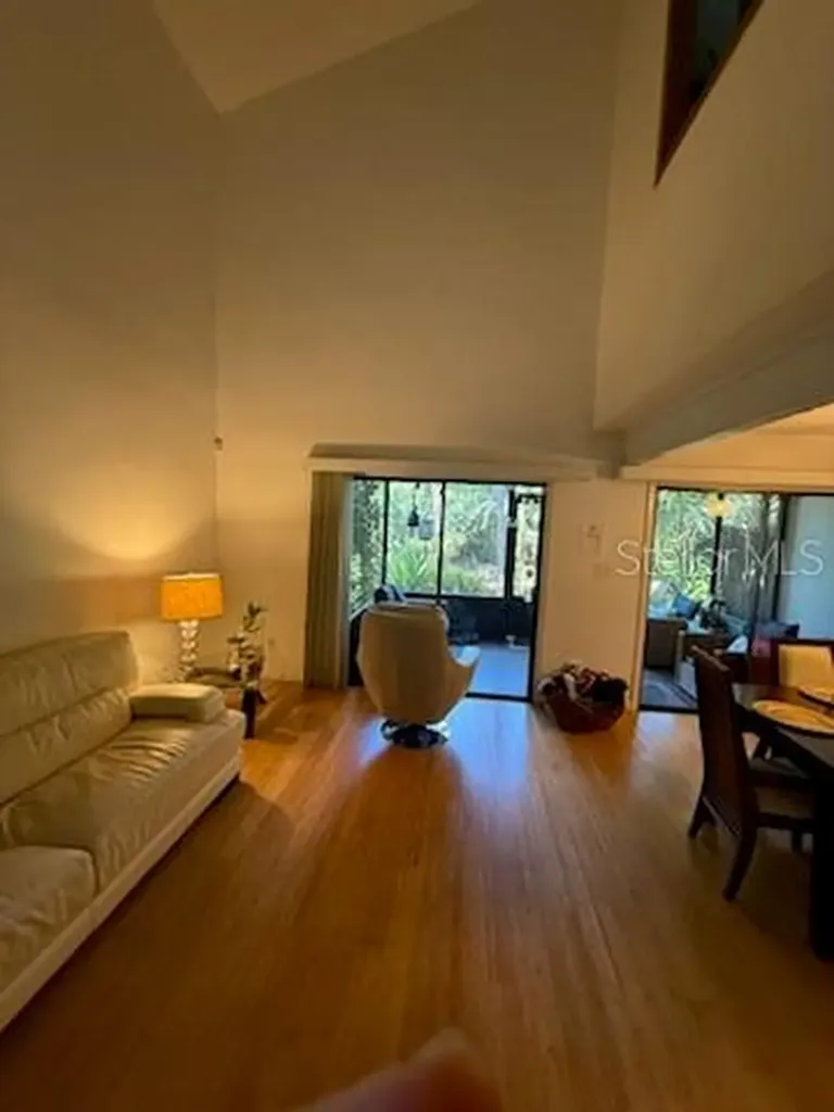 4846 Pebble Beach Orlando FL 32811