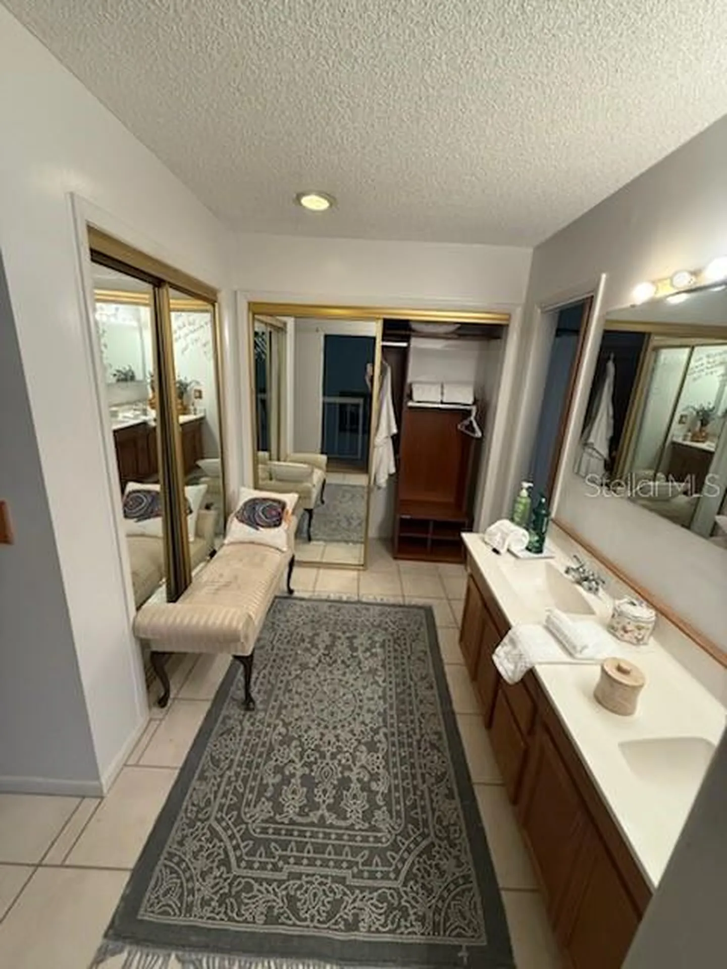 4846 Pebble Beach Orlando FL 32811