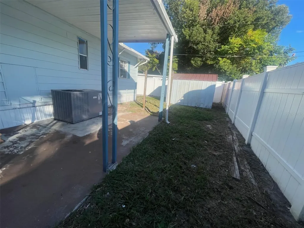 4421 Todd Avenue Orlando FL 32822