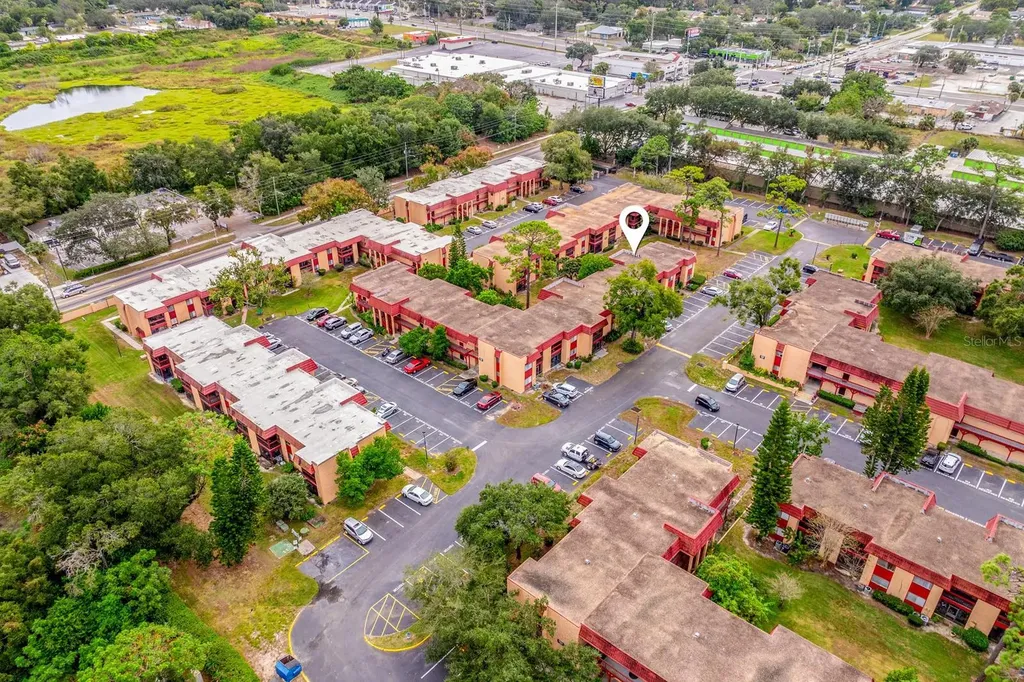 2860 N Powers Drive Orlando FL 32818