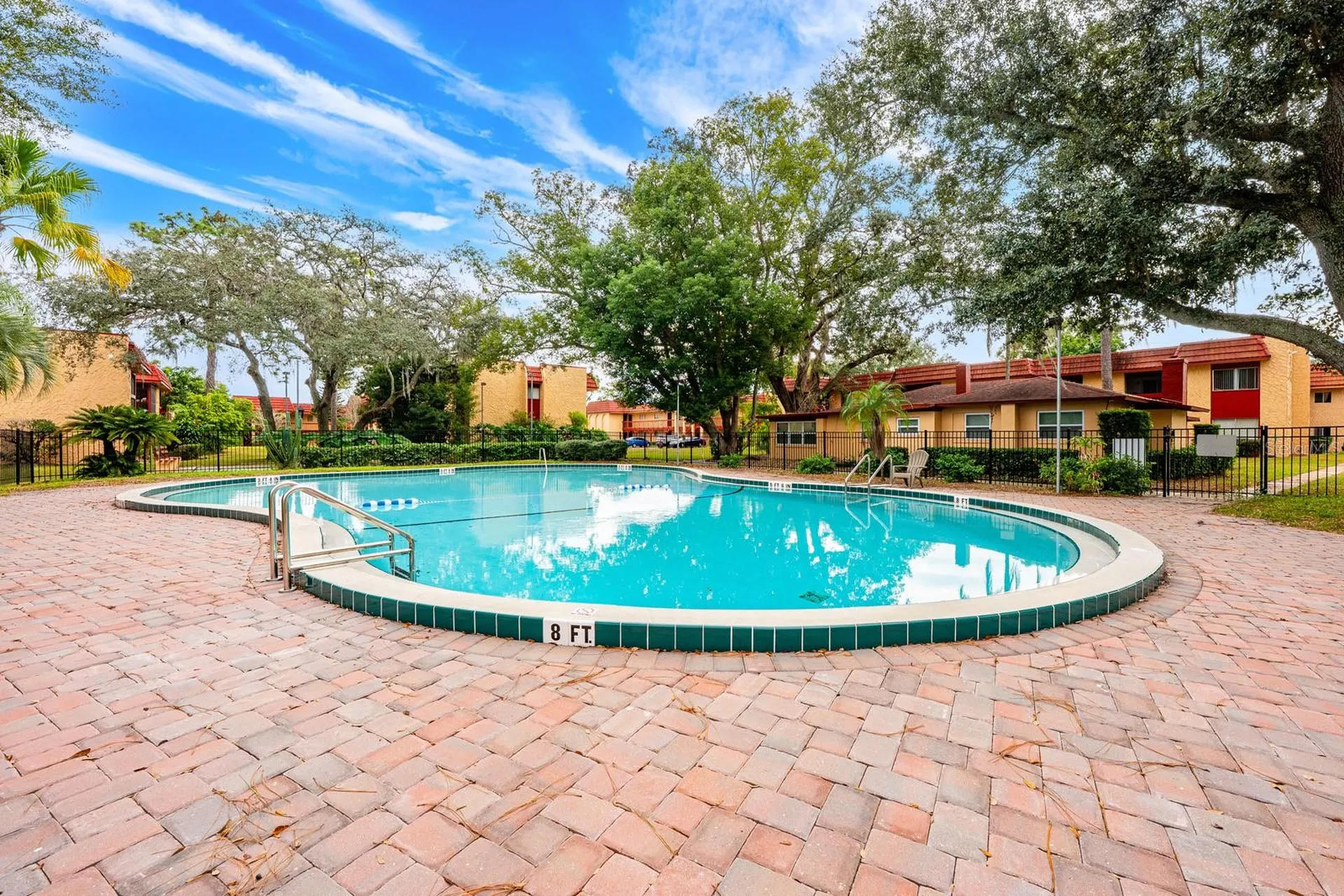 2860 N Powers Drive Orlando FL 32818