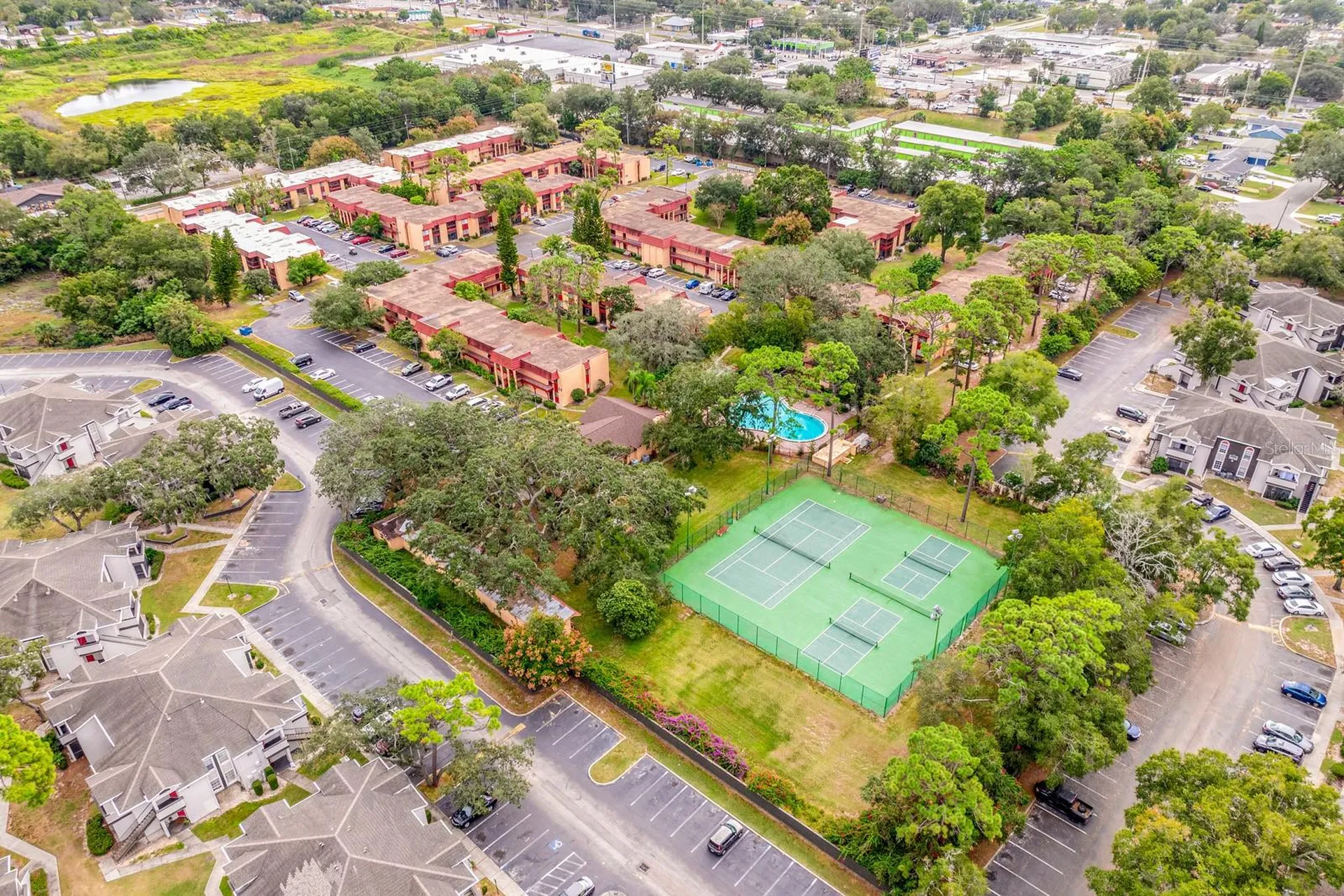 2860 N Powers Drive Orlando FL 32818