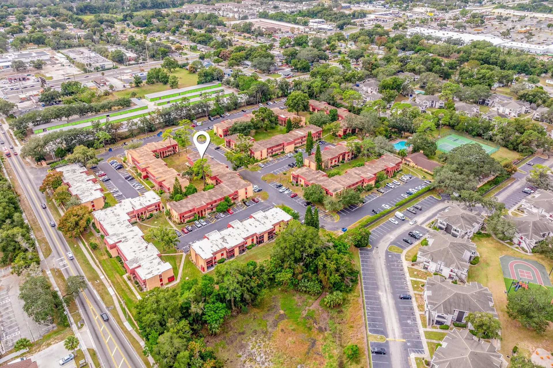 2860 N Powers Drive Orlando FL 32818