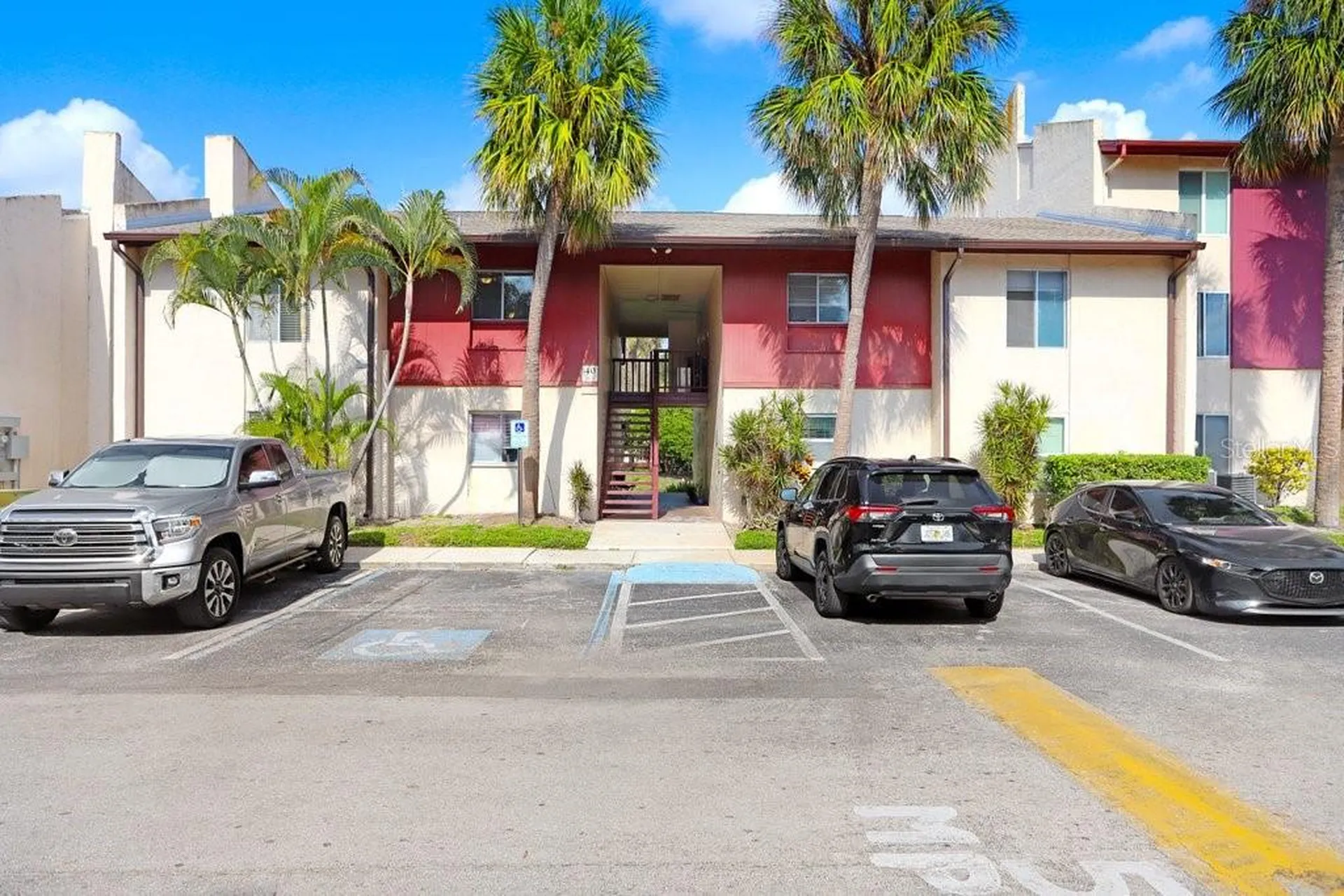 3821 S Lake Drive Tampa FL 33614