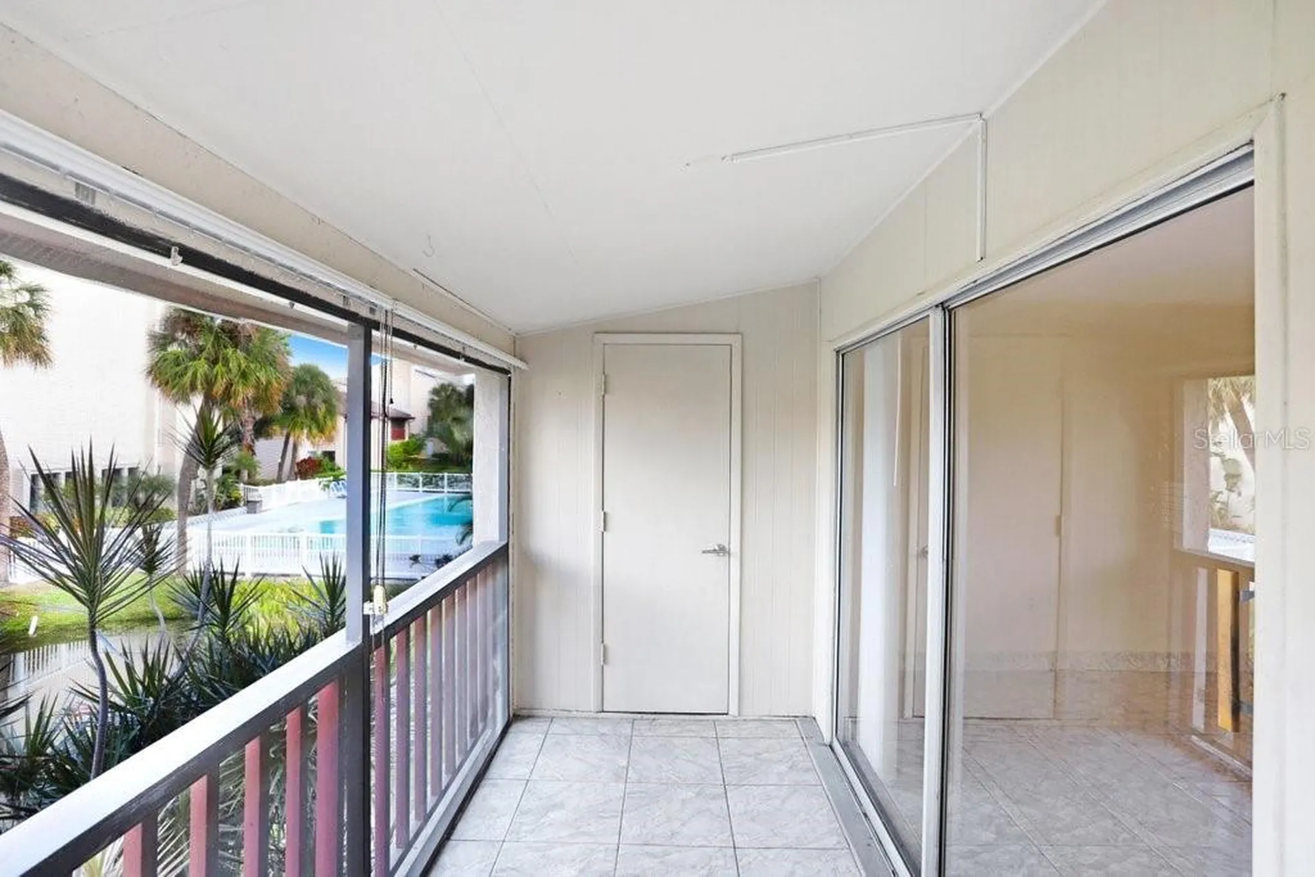3821 S Lake Drive Tampa FL 33614