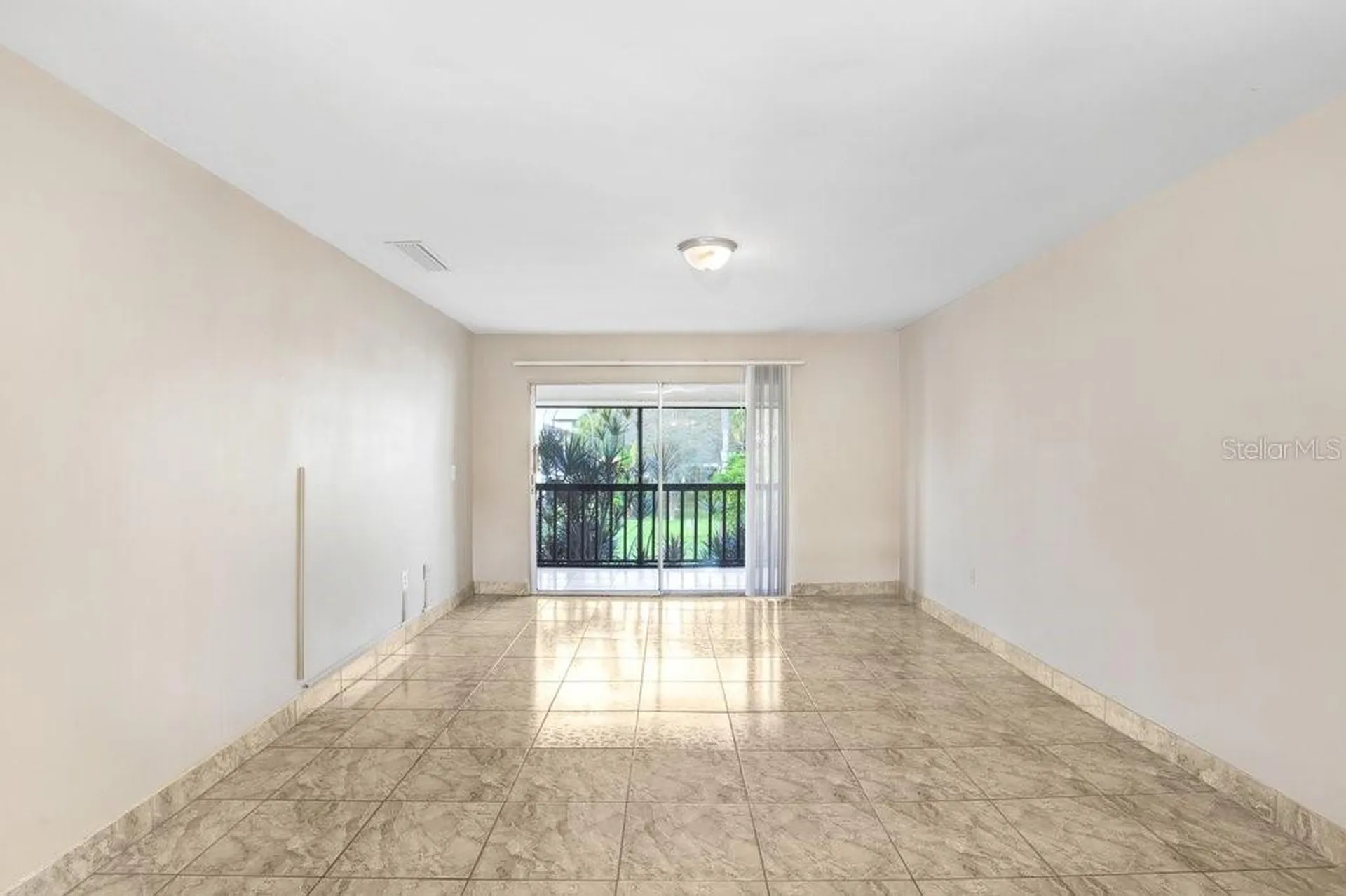 3821 S Lake Drive Tampa FL 33614