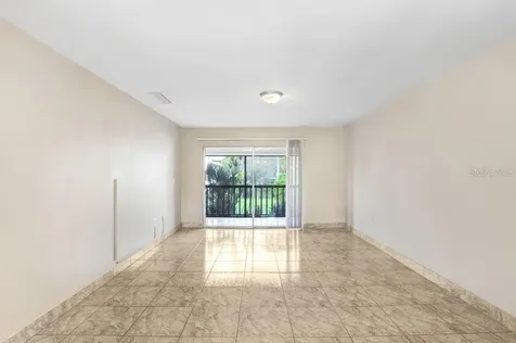 3821 S Lake Drive Tampa FL 33614