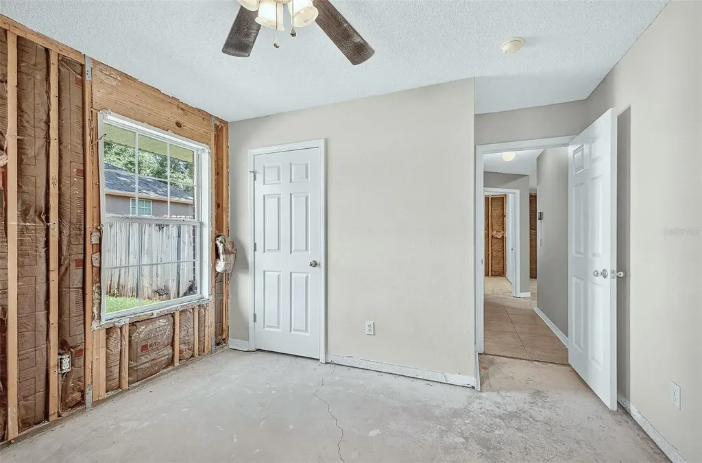 1548 Pelican Point Drive Cantonment FL 32533