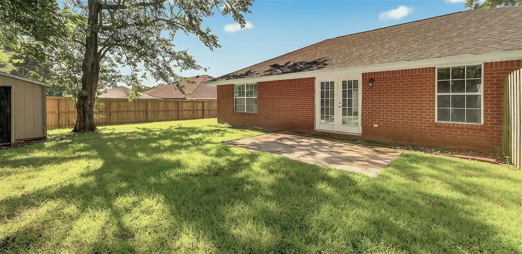 1548 Pelican Point Drive Cantonment FL 32533