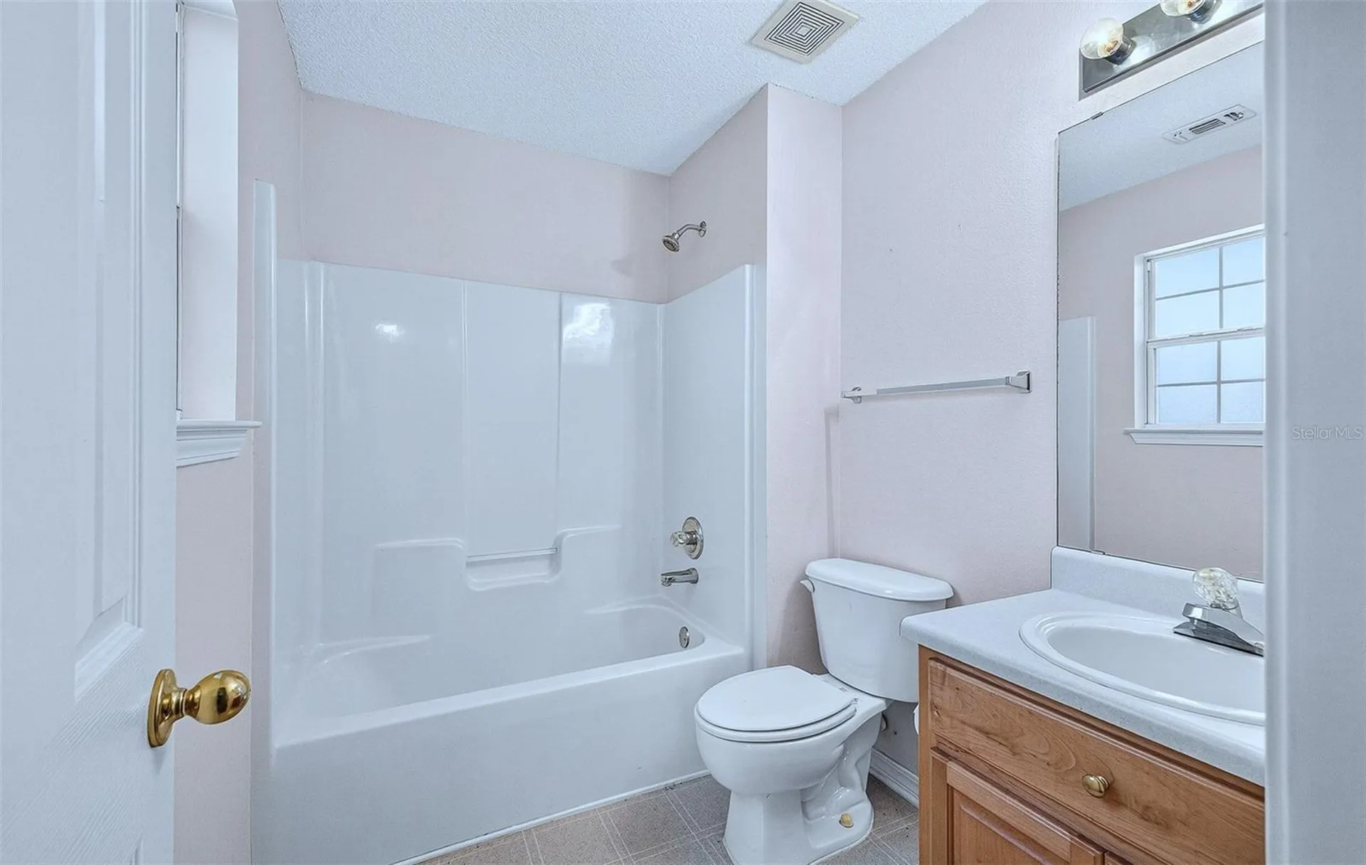 1548 Pelican Point Drive Cantonment FL 32533