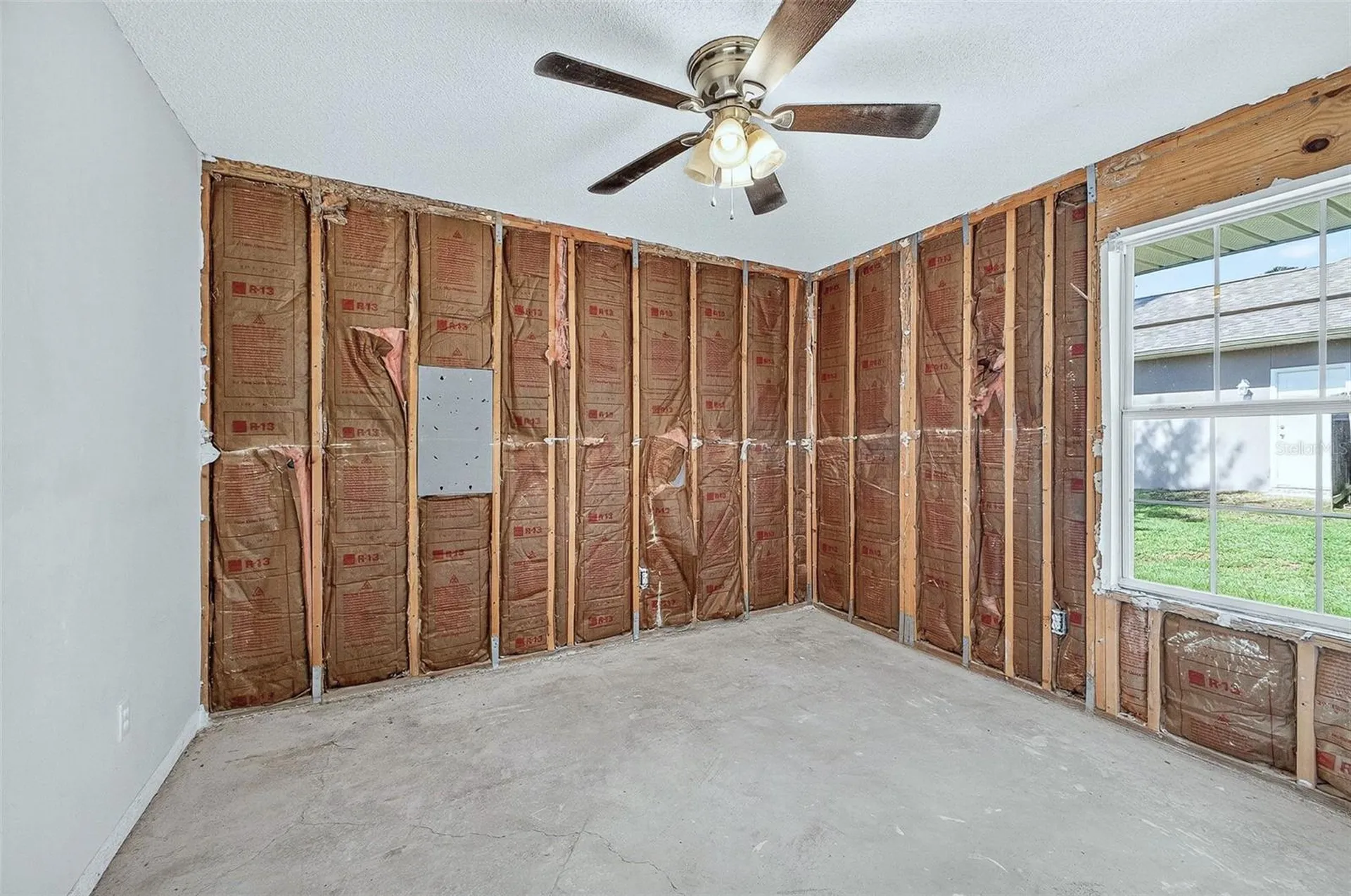 1548 Pelican Point Drive Cantonment FL 32533