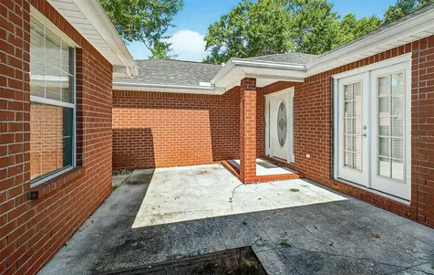 1548 Pelican Point Drive Cantonment FL 32533