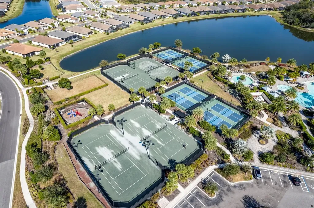 4816 Heinman Cove Palmetto FL 34221