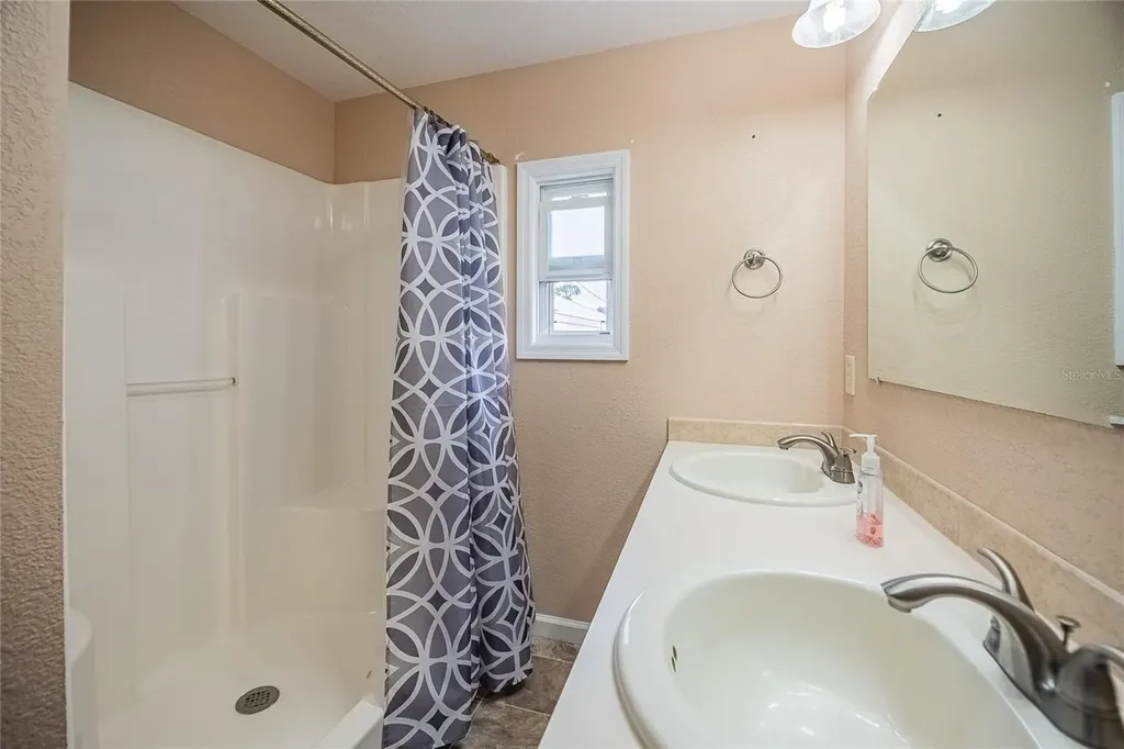 426 Martin Drive Lakeland FL 33809
