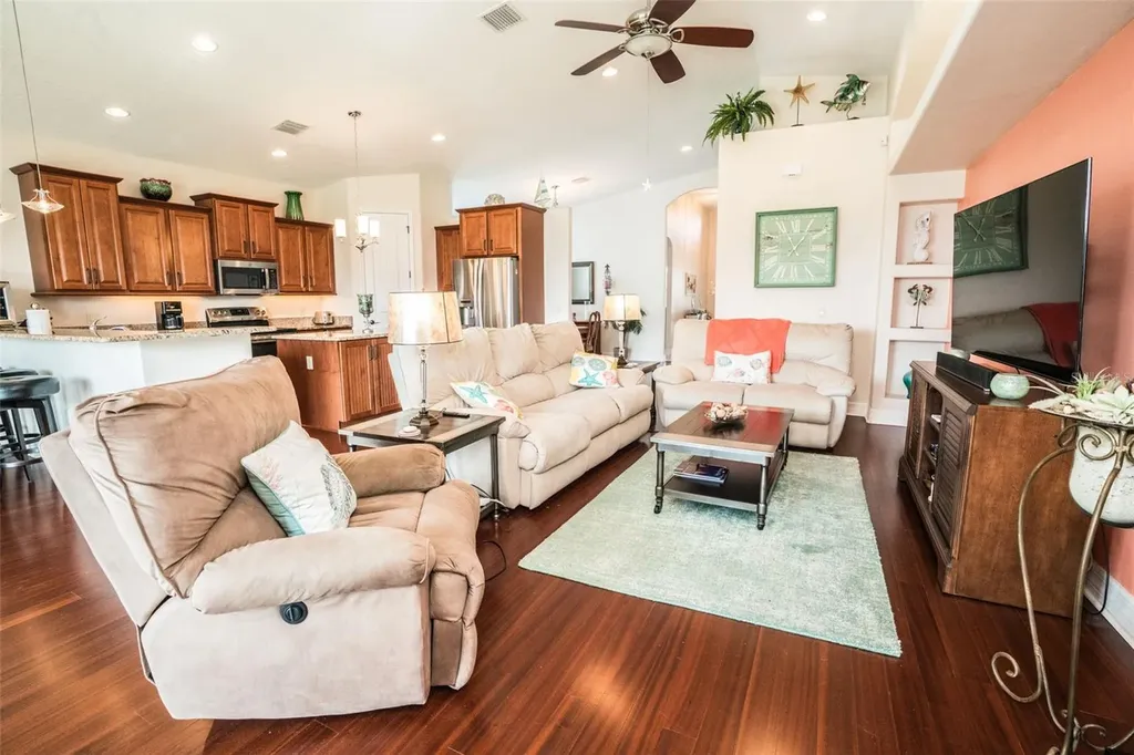 562 Bimini Bay Boulevard Apollo Beach FL 33572