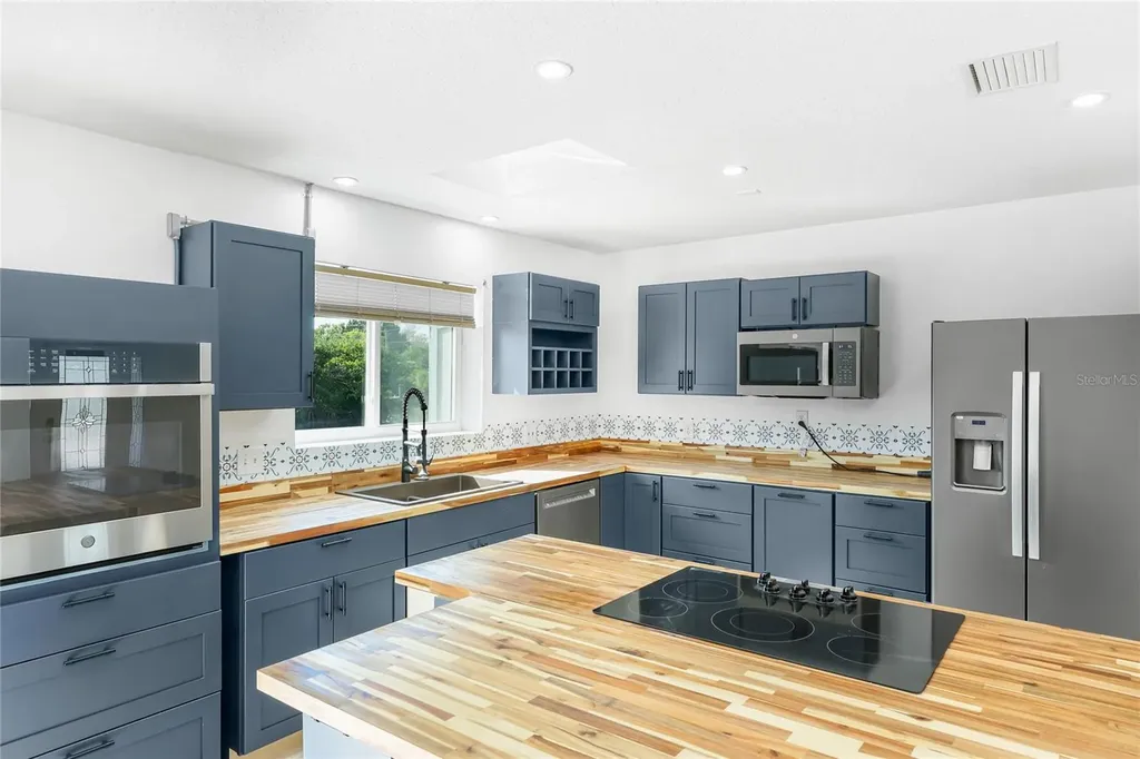 333 Sally Lee Drive Ellenton FL 34222