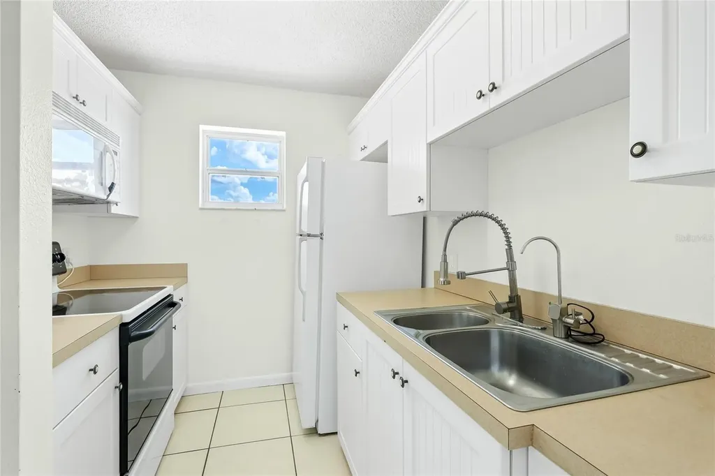 333 Sally Lee Drive Ellenton FL 34222