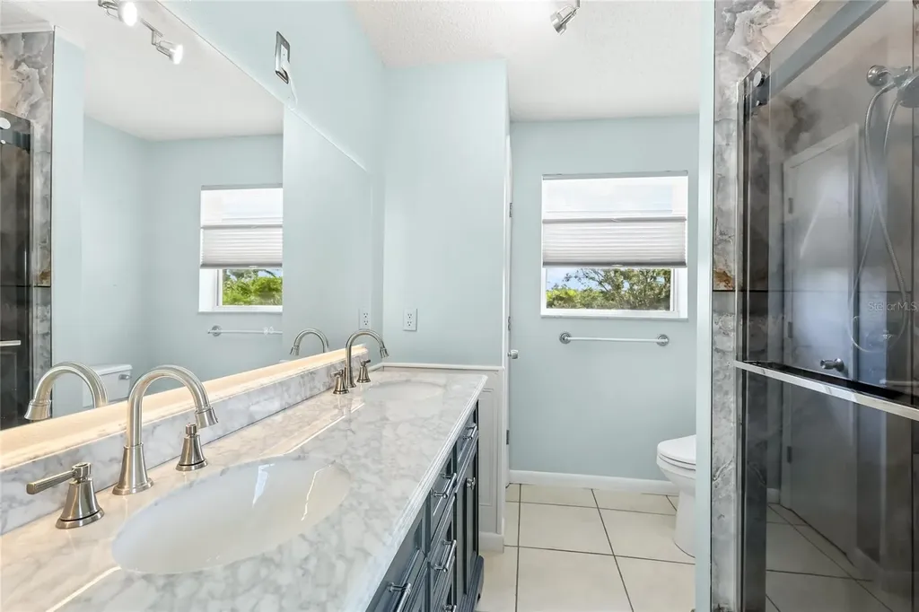 333 Sally Lee Drive Ellenton FL 34222