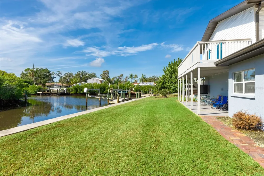 333 Sally Lee Drive Ellenton FL 34222