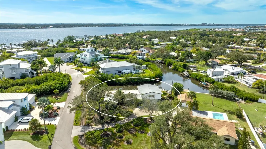 333 Sally Lee Drive Ellenton FL 34222