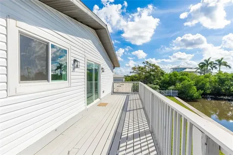 333 Sally Lee Drive Ellenton FL 34222