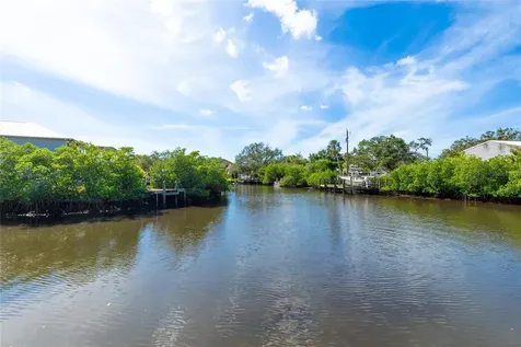 333 Sally Lee Drive Ellenton FL 34222