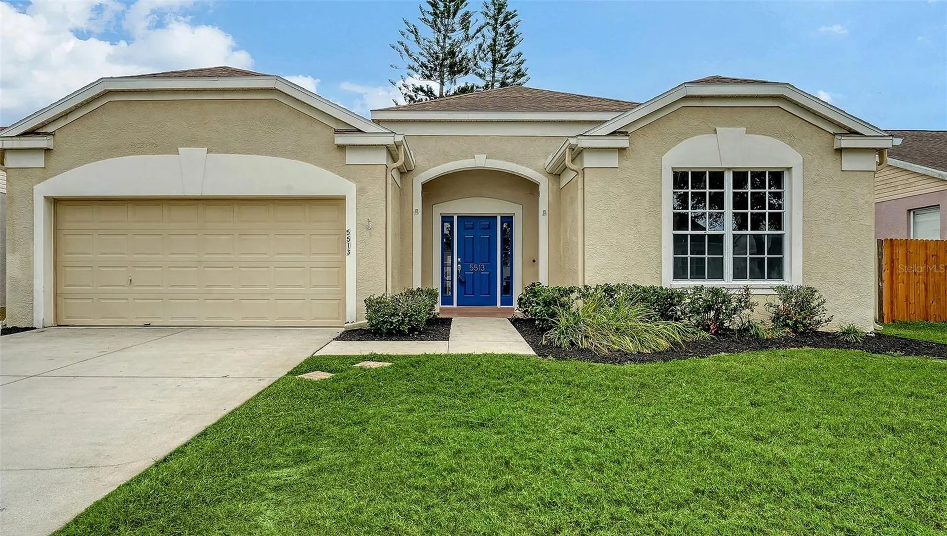 5513 47th Court E Bradenton FL 34203