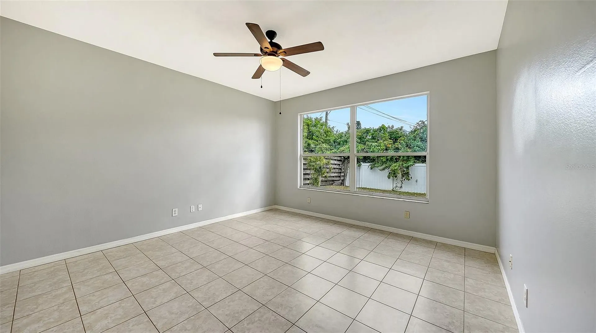 5513 47th Court E Bradenton FL 34203
